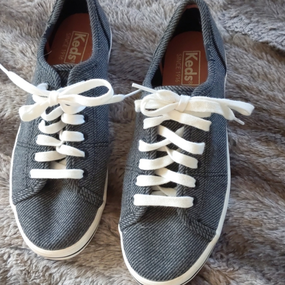 Gently used keds